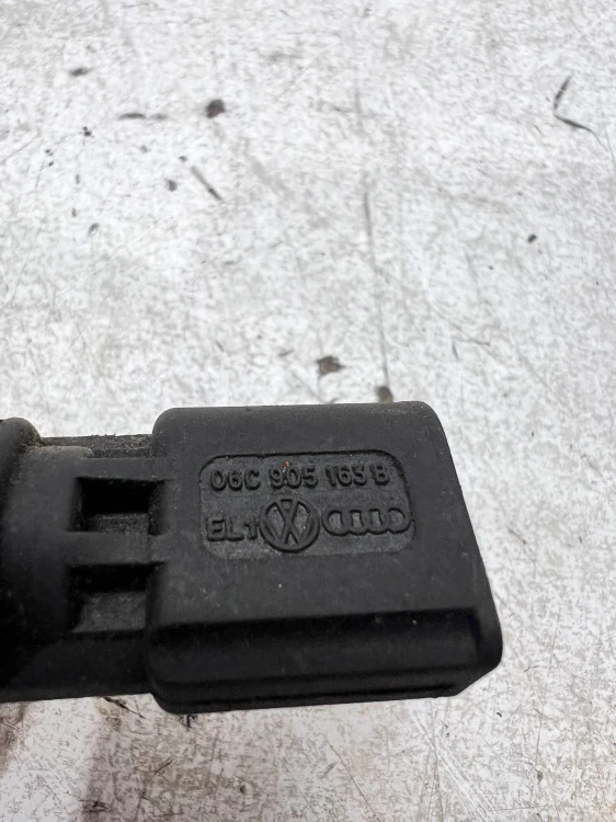 CZUJNIK POŁOŻENIA WAŁU AUDI VW 2.0 TFSI 06C905163B