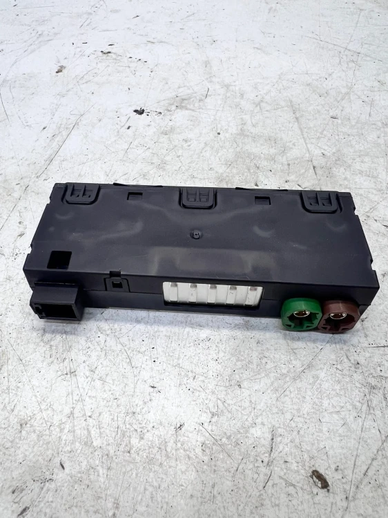 GNIAZDO PORT SIM SD 2X USB AUDI A6 C8 4N0035736A