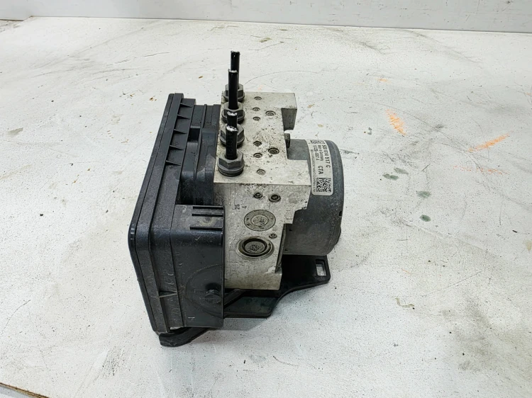 POMPA + STEROWNIK ABS ESP AUDI VOLKSWAGEN SEAT SKODA 5Q0907379D 5Q0614517C