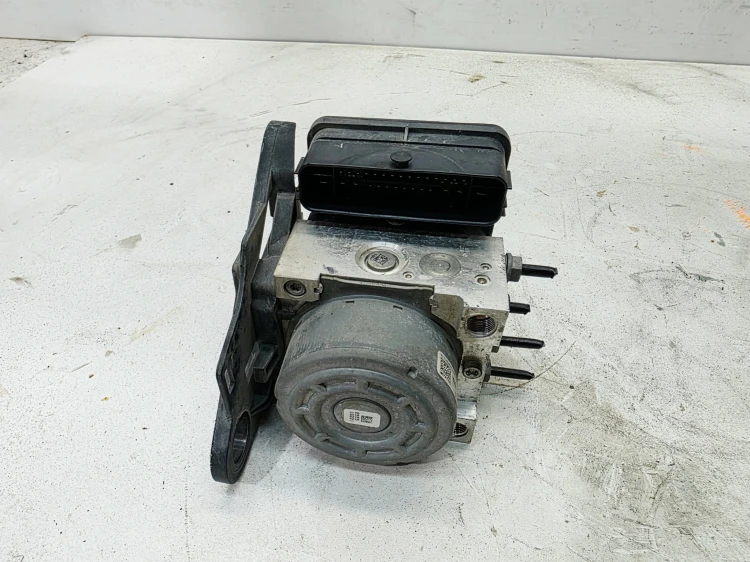 POMPA + STEROWNIK ABS ESP AUDI VOLKSWAGEN SEAT SKODA 5Q0907379D 5Q0614517C
