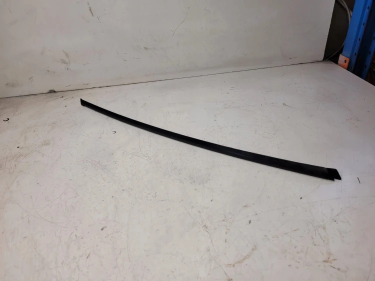 LISTWA ZBIERAJĄCA LEWY P AUDI A3 CABRIO 8P7854327A