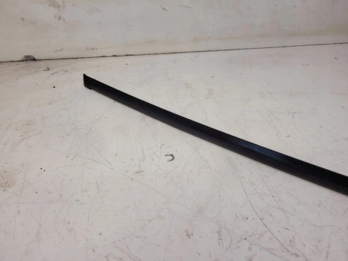 LISTWA ZBIERAJĄCA LEWY P AUDI A3 CABRIO 8P7854327A
