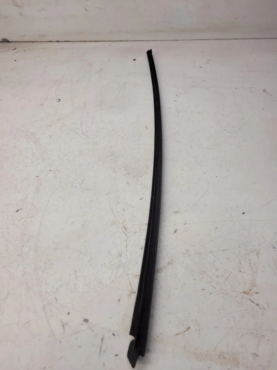 LISTWA ZBIERAJĄCA LEWY P AUDI A3 CABRIO 8P7854327A
