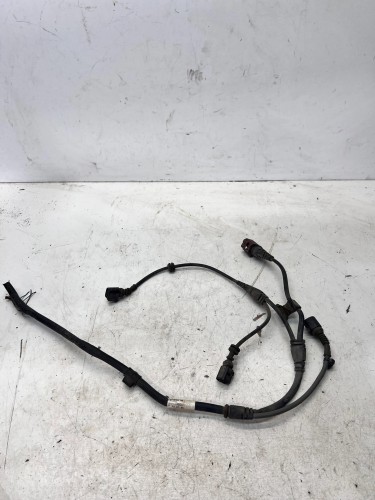 WIĄZKA ZACISKU KOŁA LEWY TYŁ AUDI A6 C6 4F0972253R