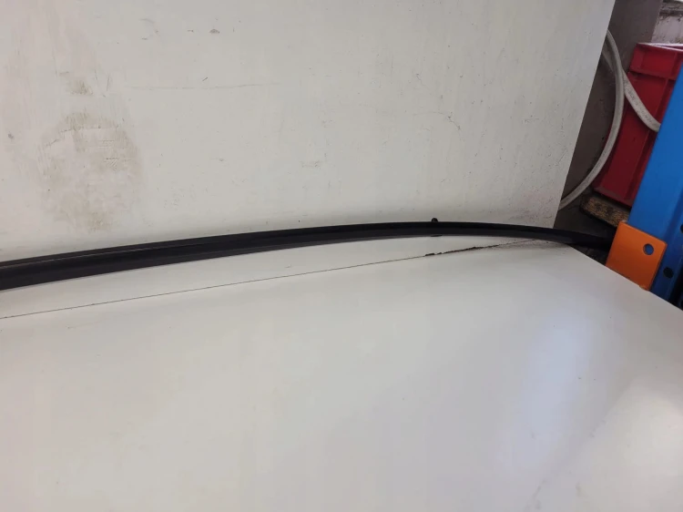 LISTWA MAT LEWA KAROSERYJNA AUDI A4 B8 8K5853703