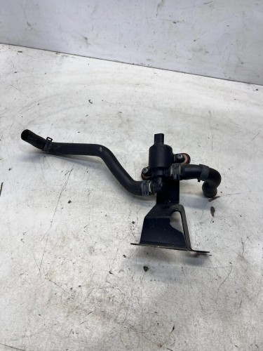 PRZEWÓD WĄŻ WODY AUDI A4 B9 A5 8W 2.0 TFSI 8W1819373C 4H0121671D 8W1819372A