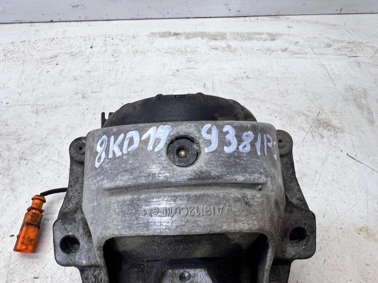 PODUSZKA SILNIKA L P AUDI A4 B8 A5 Q5 8K0199381PS