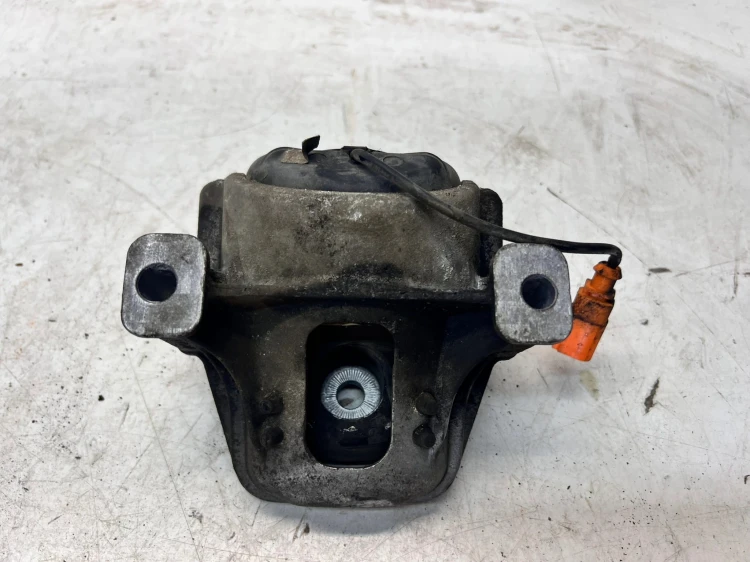 PODUSZKA SILNIKA L P AUDI A4 B8 A5 Q5 8K0199381PS