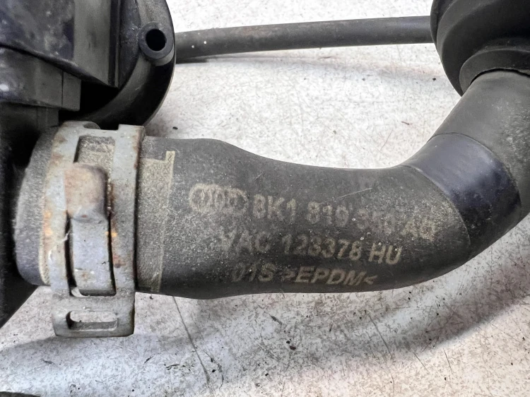 PRZEWÓD WODY AUDI A4 B8 A5 8K0819377J 8K1819376F 8K0819374D 8K1819350AQ