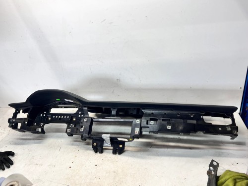 DESKA KOKPIT KONSOLA AUDI A6 C8 4K1857001A