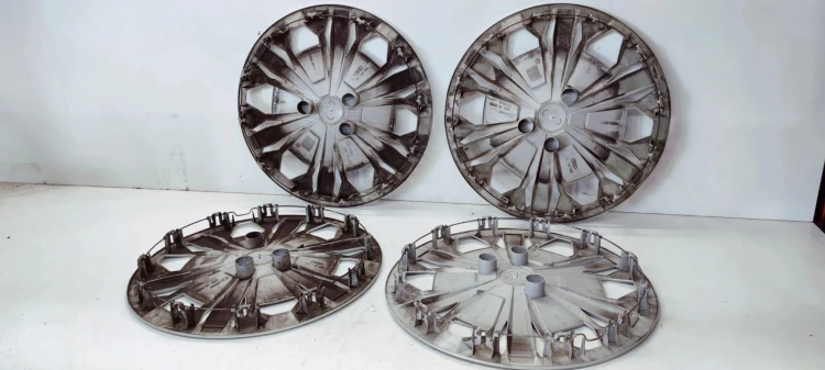 KOŁPAK KOŁPAKI ORYGINALNE AUDI Q3 8U KOMPLET 83A601147 R17