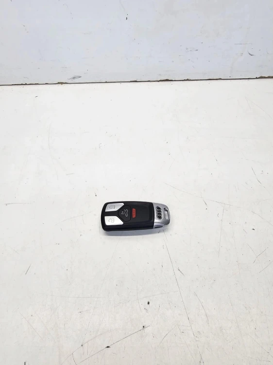 KLUCZYK PILOT KEYLESS AUDI Q5 FY A4 B9 A5 8W Q7 4M 4M0959754BA USA PANIC