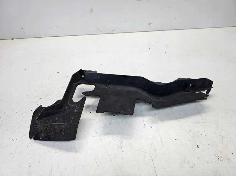 KIEROWNICA POWIETRZA PRAWA AUDI A6 C6 4F0121284AH