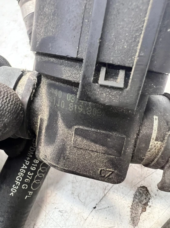 WĄŻ RURA WODY AUDI A4 B8 A5 8T 8K1819350BB 1J0819806 8K1819376G