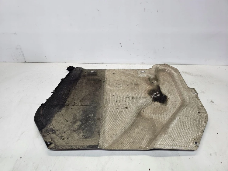 OSŁONA PODWOZIA PRZÓD AUDI A4 B9 8W0825209A