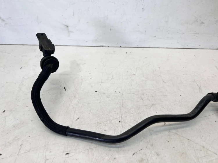 PRZEWÓD WĄŻ POMPY VACUM AUDI Q7 4M 4M2611931H UK