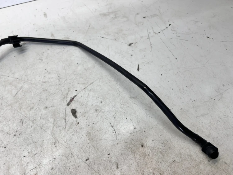 PRZEWÓD WĄŻ POMPY VACUM AUDI Q7 4M 4M2611931H UK