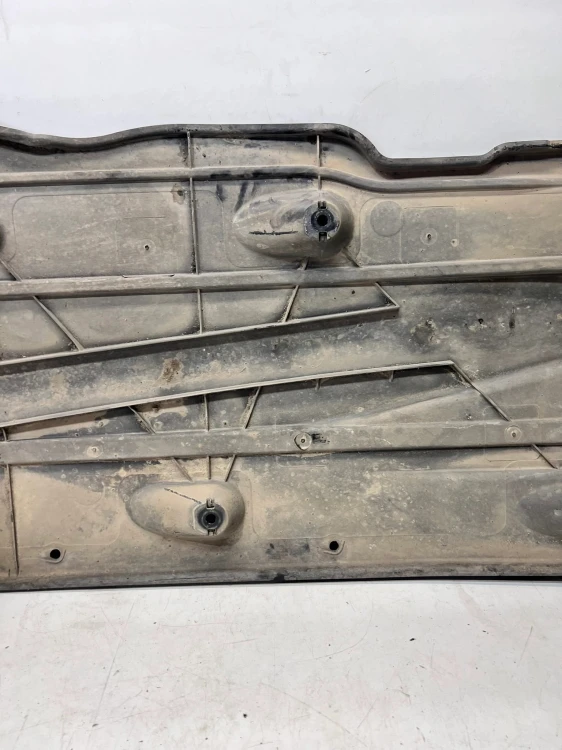 OSŁONA PŁYTA PODWOZIA PRAWA AUDI A3 8V 5Q0825202L 97/26