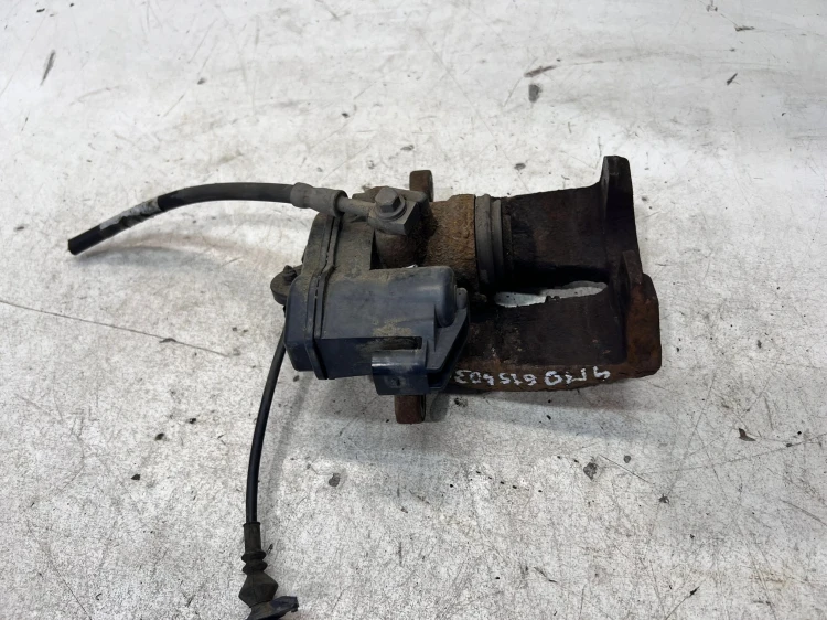 ZACISK HAMULCOWY LEWY TYŁ AUDI Q7 4M 4M0615403A 350MM X 28MM