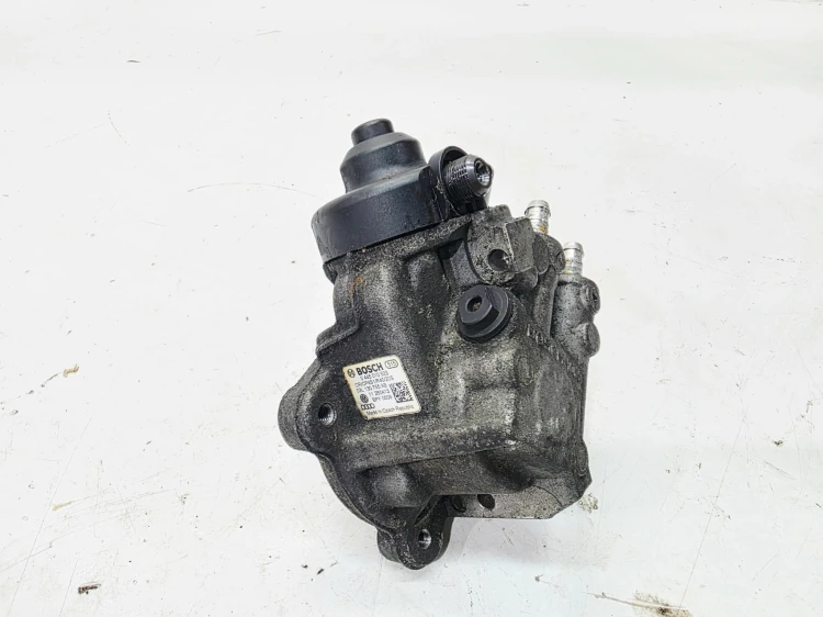 POMPA WTRYSKOWA AUDI VOLKSWAGEN SEAT SKODA 2.0 TDI 03L130755AB 0445010533