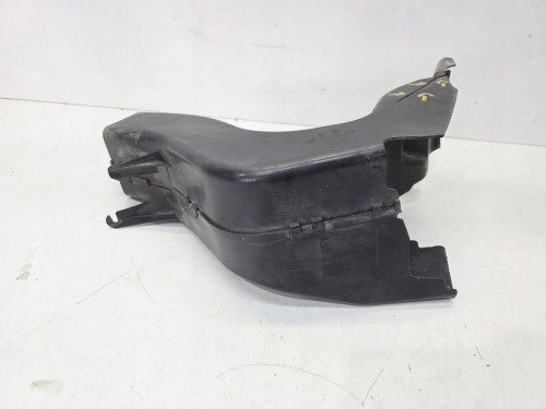 KIEROWNICA POWIETRZA KANAŁ LEWY AUDI TT TTS 8J 2.0 TFSI 8J0925319A