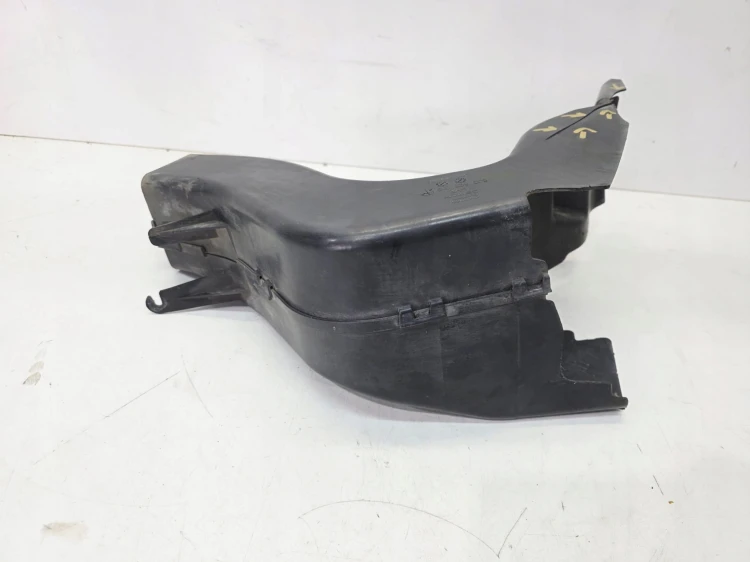 KIEROWNICA POWIETRZA KANAŁ LEWY AUDI TT TTS 8J 2.0 TFSI 8J0925319A