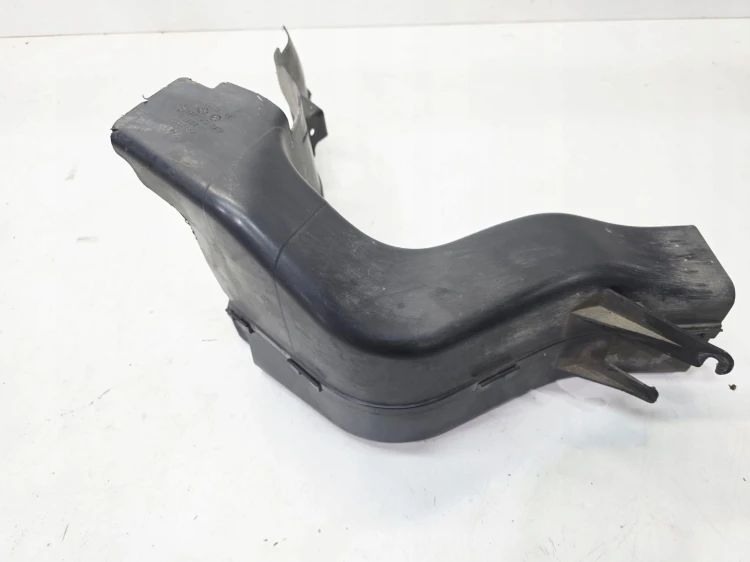 KIEROWNICA POWIETRZA KANAŁ LEWY AUDI TT TTS 8J 2.0 TFSI 8J0925319A