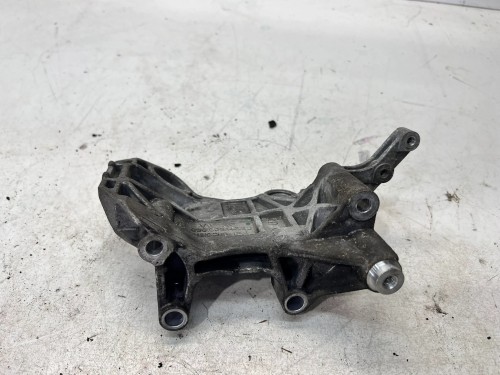 ŁAPA ALTERNATORA AUDI A6 A7 A8 3.0TDI 059903143BJ