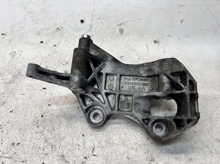ŁAPA ALTERNATORA AUDI A6 A7 A8 3.0TDI 059903143BJ