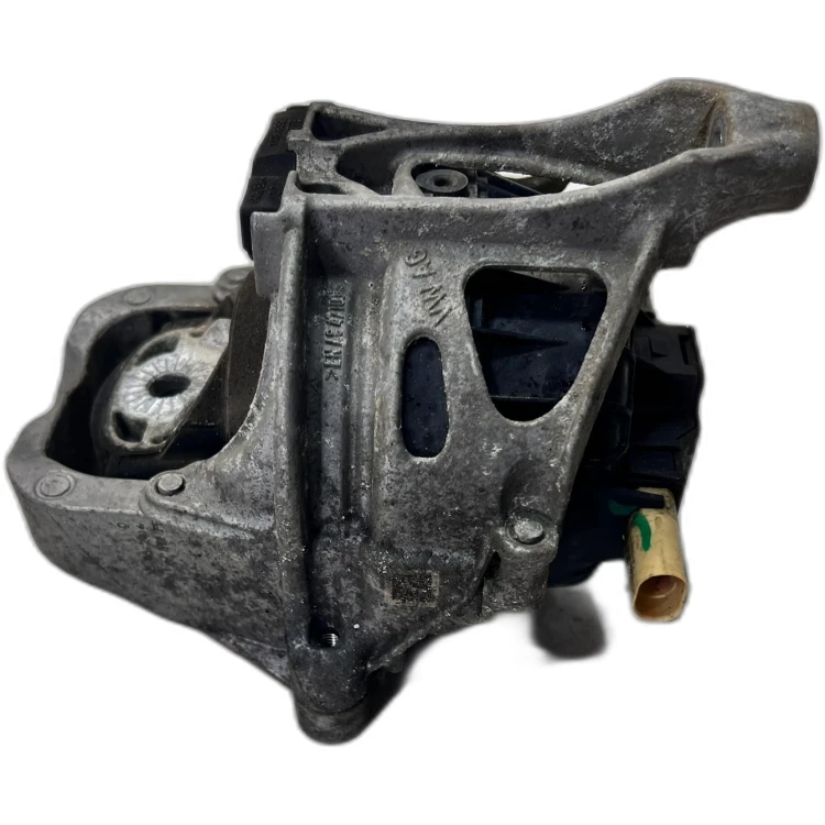 ŁOŻE PODUSZKA SILNIKA PRAWA AUDI A4 B9 A5 Q7 4M0199372FF
