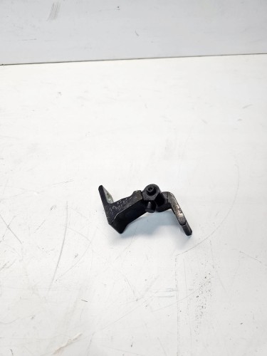 ZAWIAS DRZWI LEWY AUDI A1 8X Q3 8U A3 8V 8X0831403E