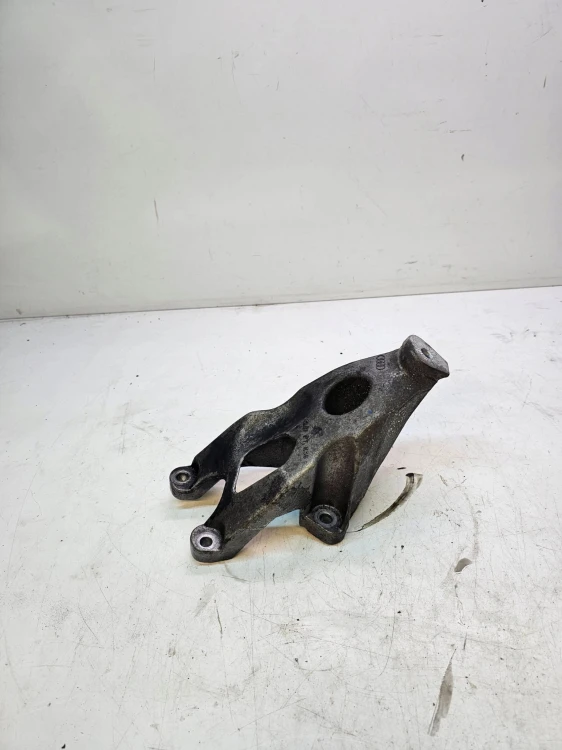 ŁAPA SILNIKA LEWA AUDI A4 B8 A5 8T Q5 8K0199307BE