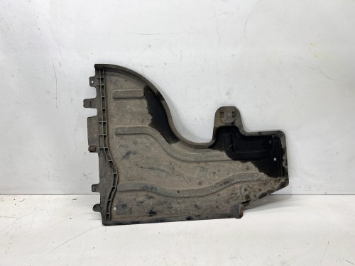 OSŁONA PŁYTA PODWOZIA LEWA AUDI A3 8V 5Q0825206J 85/26