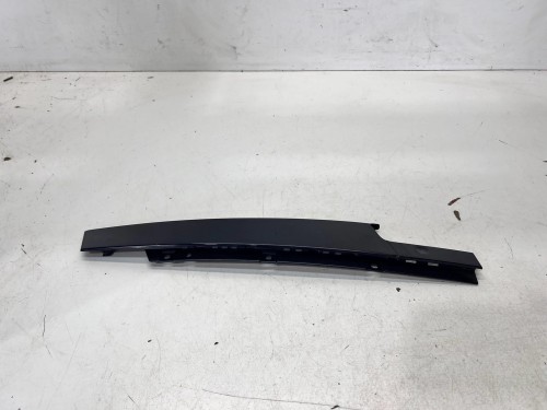 NAKŁADKA OSŁONA SŁUPKA LEWY PRZÓD AUDI A4 B8 8K0837901M POŁYSK