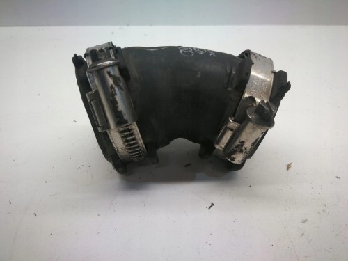 RURA WĄŻ INTERCOOLERA AUDI A6 C6 4F0145980