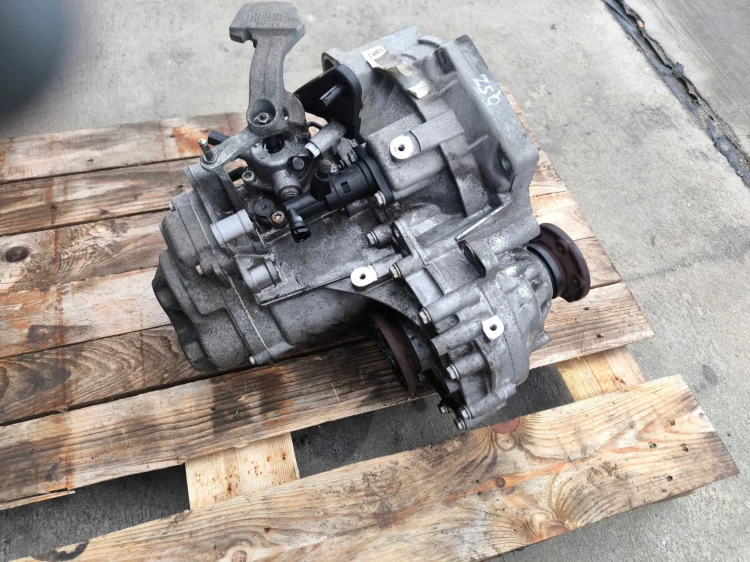 SKRZYNIA BIEGÓW AUDI VW SEAT MANUAL 1.4 TSI TFSI QSZ ORYGINAŁ !!!!