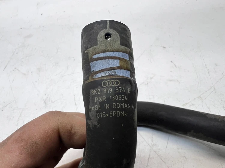 WĄŻ RURA WODY AUDI A4 B8 A5 8T Q5 8R 8K281374E