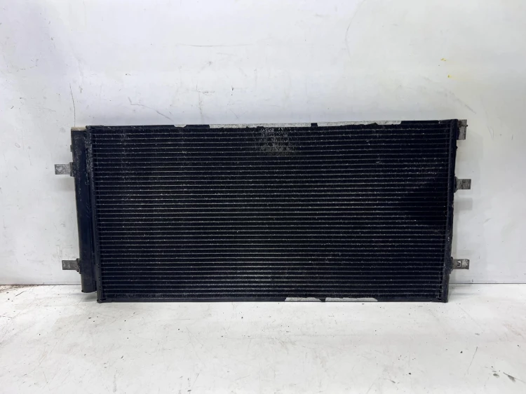 CHŁODNICA KLIMATYZACJI AUDI A4 B8 A5 Q5 8K0260401T BEZ CZUJNIA