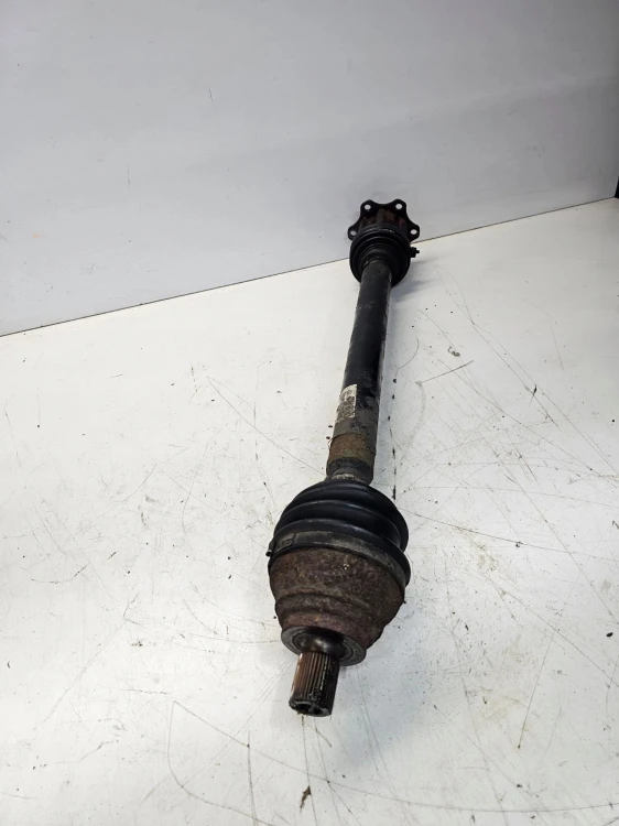 PÓŁOŚ PRAWA AUDI A3 8V VOLKSWAGEN SEAT SKODA 5Q0407272J