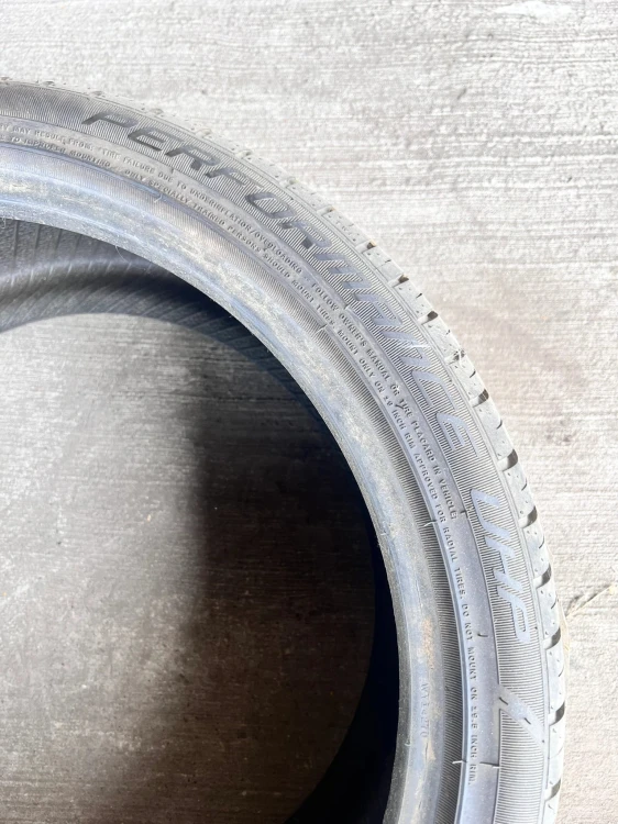 OPONA LETNIA ARROWSPEED PERFORMANCE UHP 255/35R19 96W XL 33/20 OK. 8 MM
