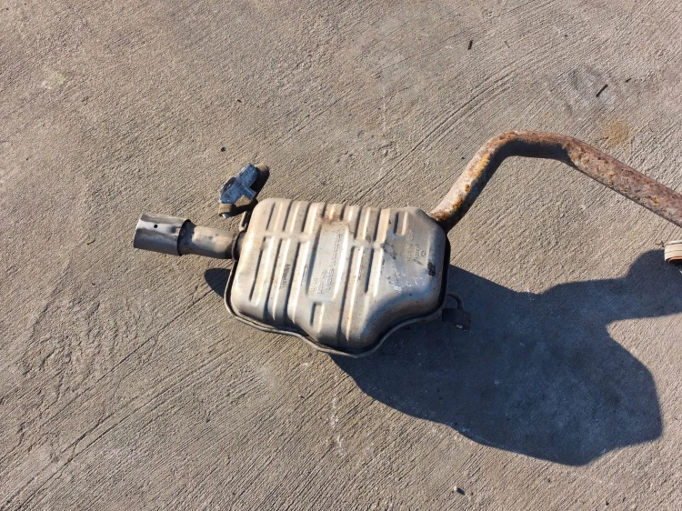 TŁUMIK WYDECH KOMPLET AUDI A4 B7 2.0 ALT 8E0253611BT 8E0253411CJ