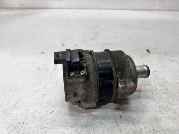 DODATKOWA POMPA PŁYNU CHŁODZĄCEGO AUDI A4 B9 A5 4H0965569A