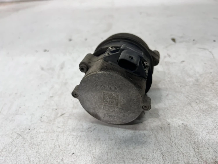 DODATKOWA POMPA PŁYNU CHŁODZĄCEGO AUDI A4 B9 A5 4H0965569A