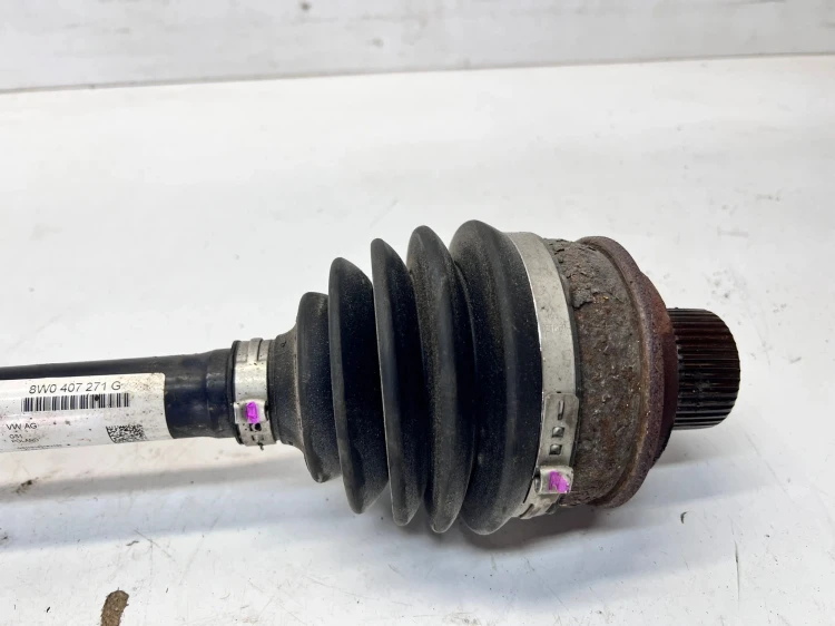 PÓŁOŚ LEWA LUB PRAWA PRZÓD AUDI A4 B9 A5 8W0407271G