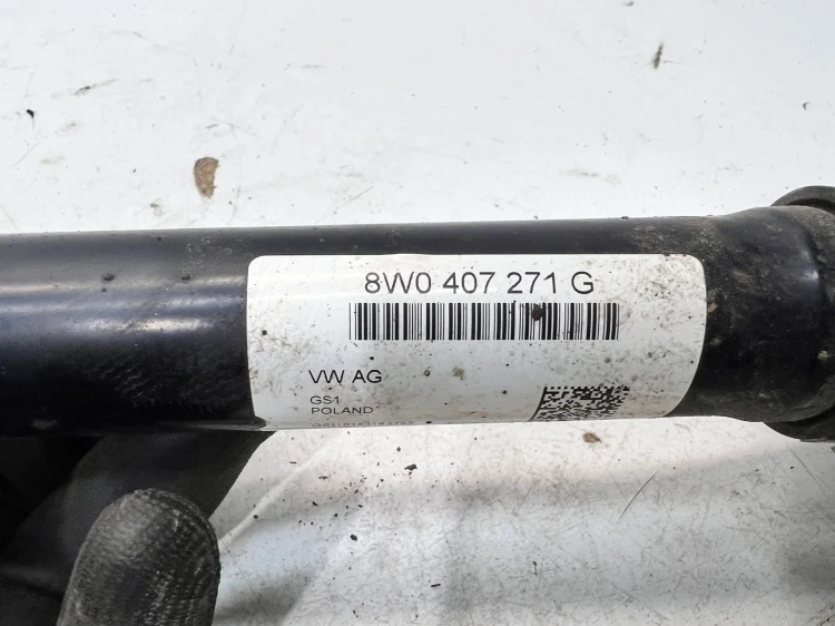 PÓŁOŚ LEWA LUB PRAWA PRZÓD AUDI A4 B9 A5 8W0407271G