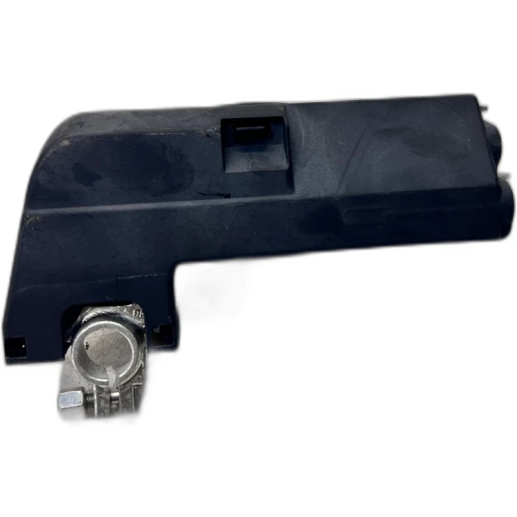 KLEMA PLUSOWA AUDI A4 B9 A5 8W0915459E