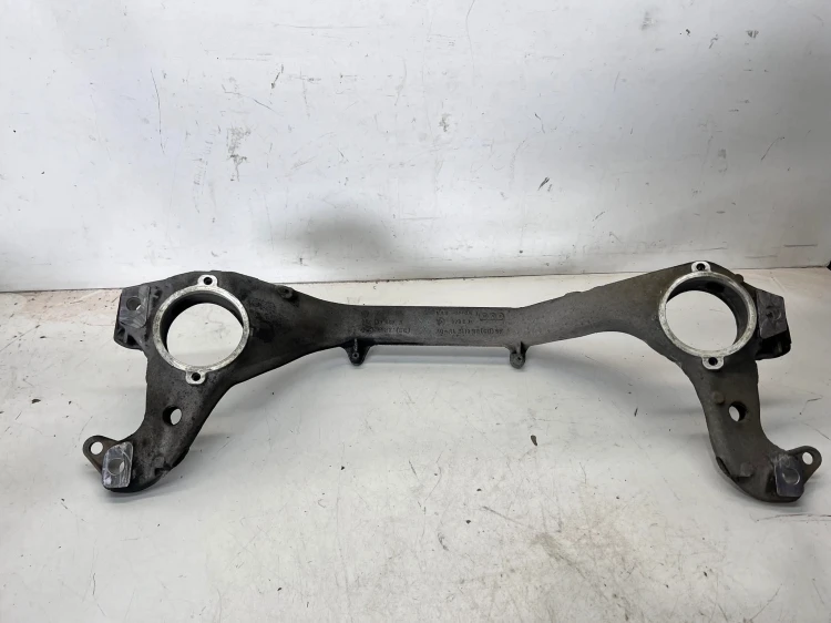 PODPORA MOCOWANIE SILNIKA PRAWA AUDI Q7 4L 7L0199207A