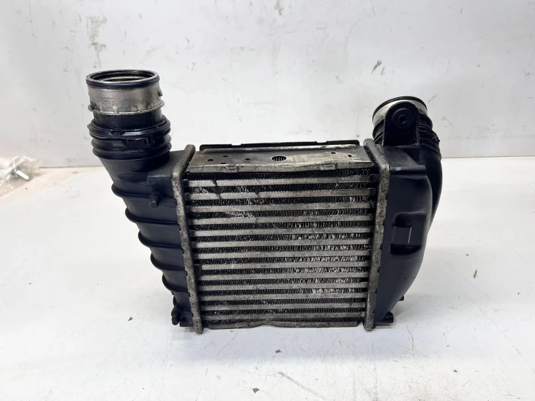 CHŁODNICA POWIETRZA INTERCOOLER AUDI VOLKSWAGEN SEAT SKODA 1J0145803N