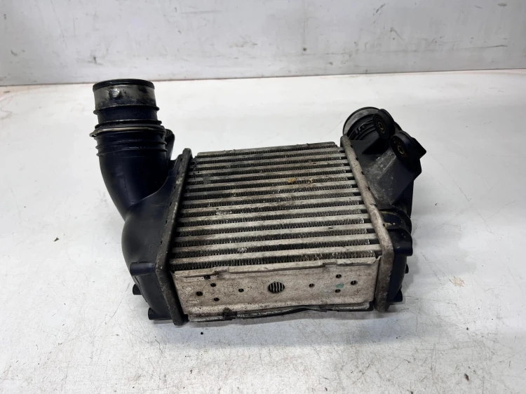 CHŁODNICA POWIETRZA INTERCOOLER AUDI VOLKSWAGEN SEAT SKODA 1J0145803N