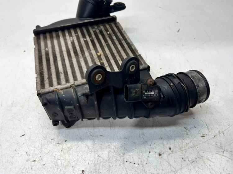 CHŁODNICA POWIETRZA INTERCOOLER AUDI VOLKSWAGEN SEAT SKODA 1J0145803N